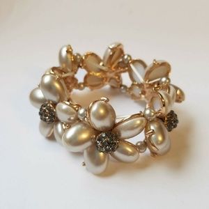 Pearl Flower Bracelet